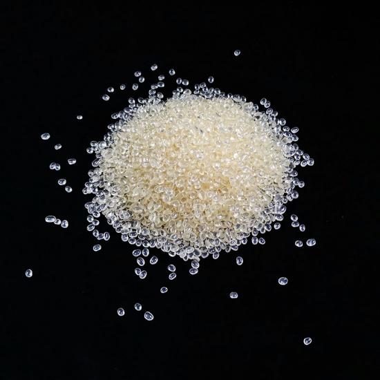 Yellowish granular chlorinated polypropylene resin
